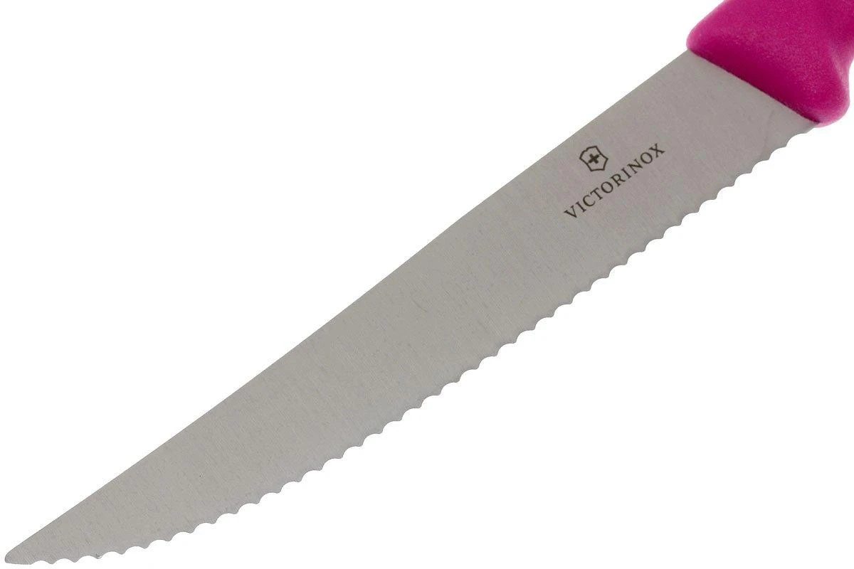 Victorinox SwissClassic Couteaux à Steak/pizza Rose, Set De 2, 6.7936.12L5B 4 Victorinox SwissClassic Couteaux à Steak/pizza Rose, Set De 2, 6.7936.12L5B – Image 2