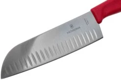 Victorinox SwissClassic 6.8521.17B Santoku Avec Alvéoles 17 Cm, Rouge -Cuisine Couteaux Magasin VT6 8521 17B 03 victorinox